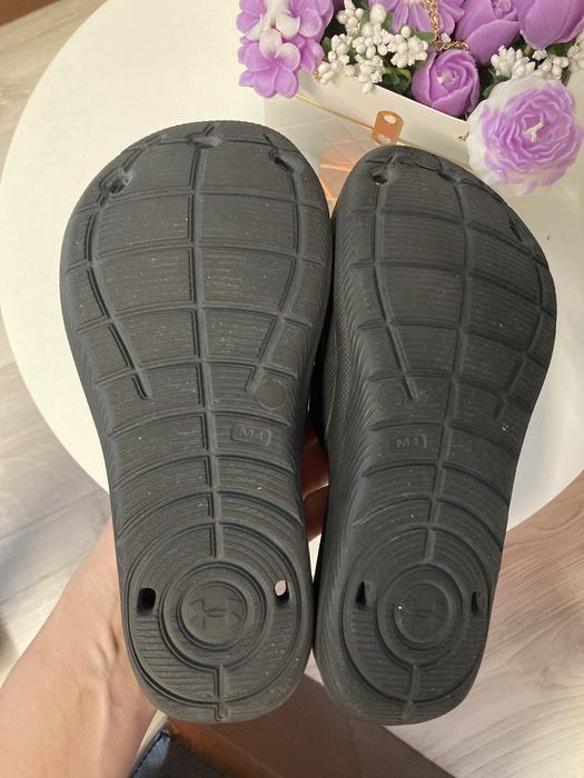 UNDER ARMOUR джапанки - номер 35/36
