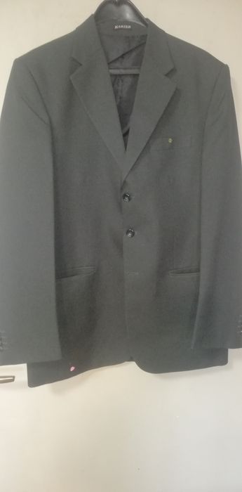 Прекрасен мъжки костюм-ръст 50