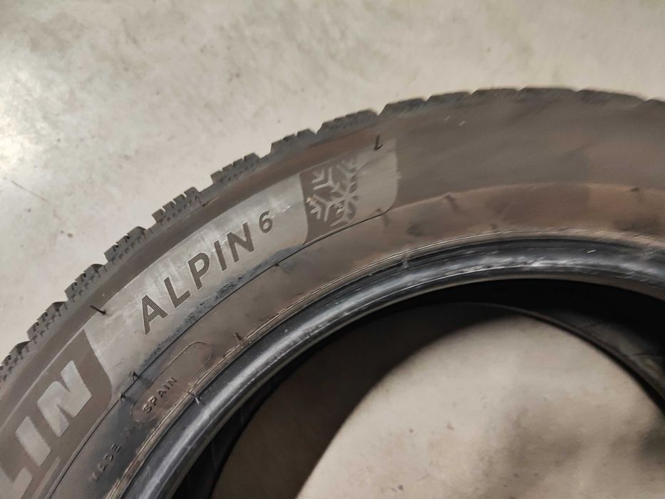 2бр.зимни гуми 215/55/17 Michelin