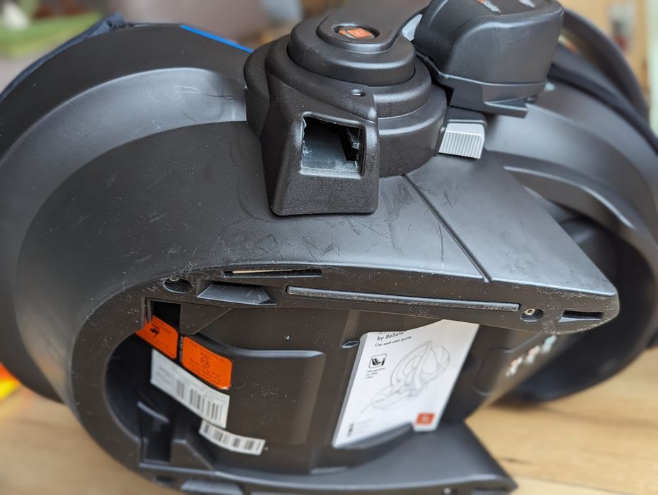 Столче за кола BeSafe izi go