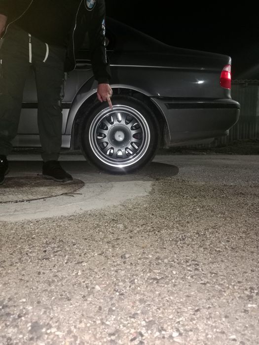 Продам диски r15 BMW
