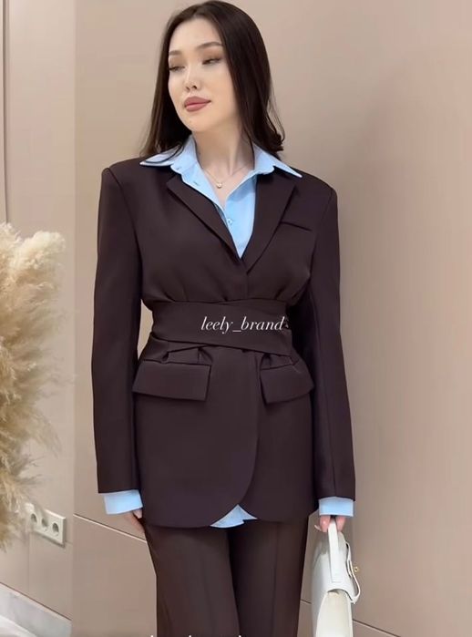 Коричневый трендовый пиджак