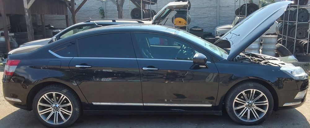 Dezmembrez Citroen C5 2.0 HDi an 2009 cod motor RH01