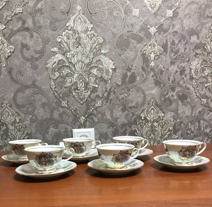 Кофейные пары Мадонна.Перламутр.ГДР.Цена:80.000 пара.