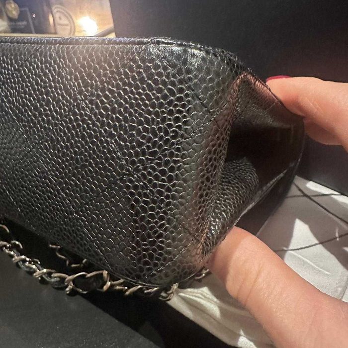 Geantă Chanel din Piele Neagră, Poseta Chanel din Piele Granulată