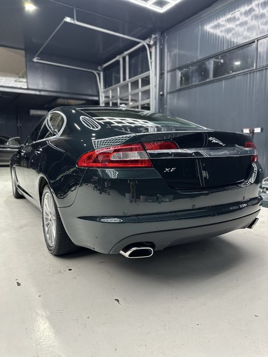 Jaguar XF pǎstratǎ