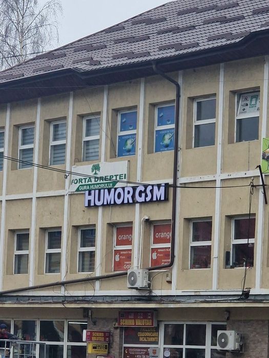 iPhone 15 Pro / Natural Titanium / 128GB / 100% Baterie / Garanție