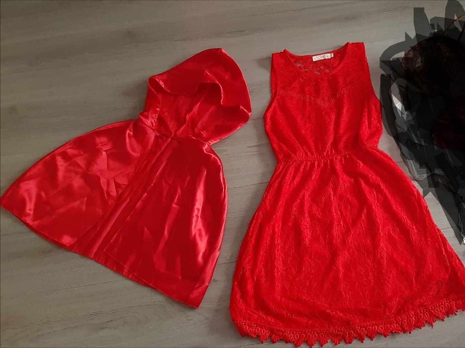 Costum Scufita Rosie - marime 5 - 10 ani