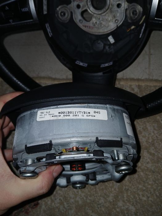 Мултифункционален волан за Audi A4 B8