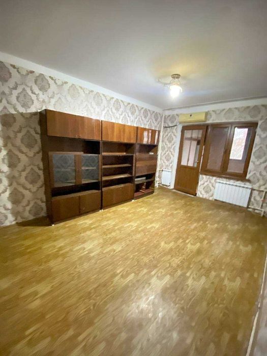 Қўйлиқ 1-массивда 3 хоналик квартира Матонат метрога якин без маклера