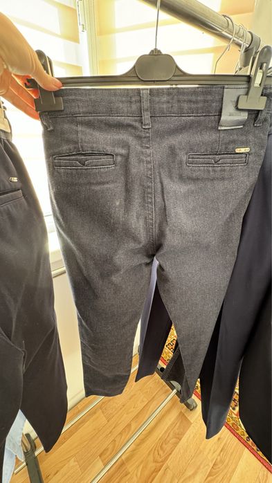 Продам школьные брюки