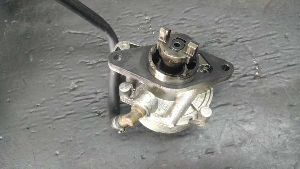 pompa vacuum 1.3 d multijet 188a9000 fiat idea punto lancia musa 72901400