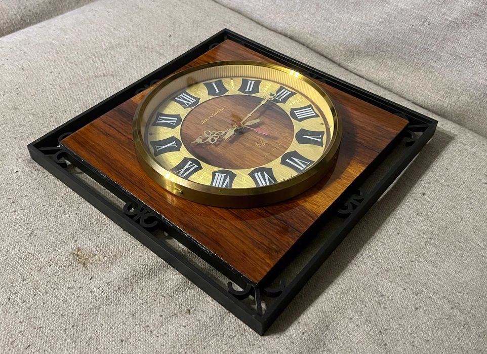 Ceas de perete vintage Sartaj Made in USSR functional baterie 1.5 V