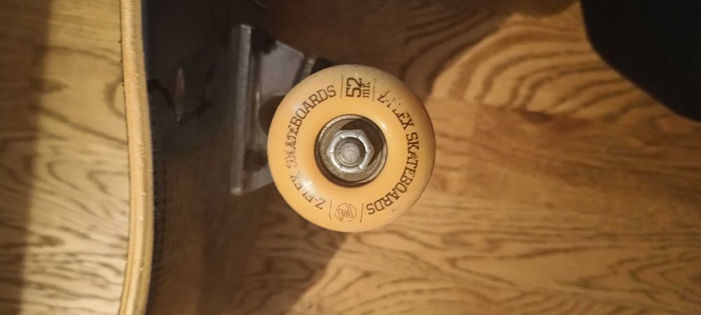 Skate board z-flex