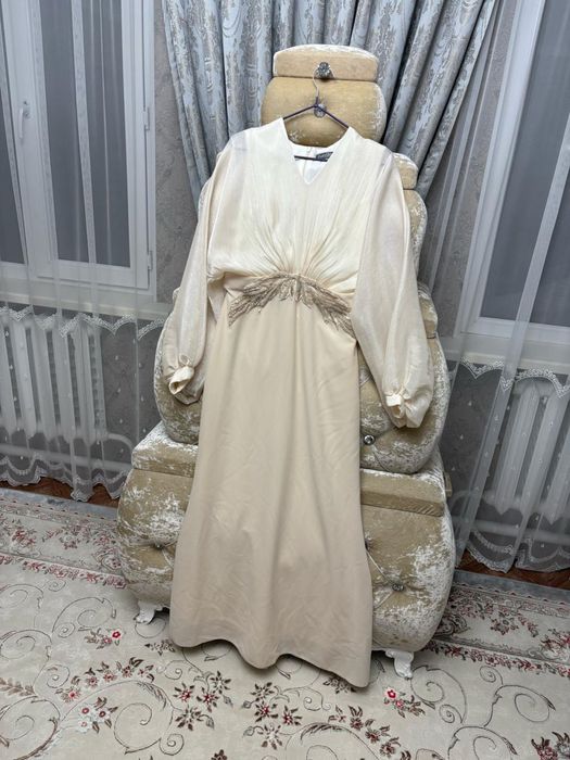 Вечерние платья