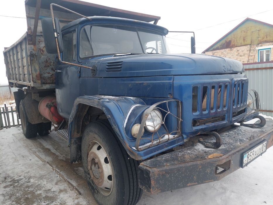 Продаю зил сельхозник