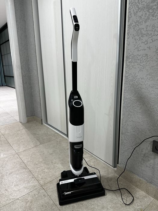 Моющий пылесос Midea X6