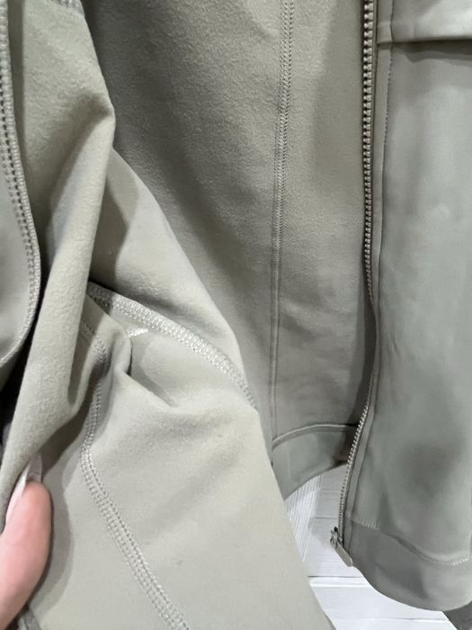 Продам рашгард размер М