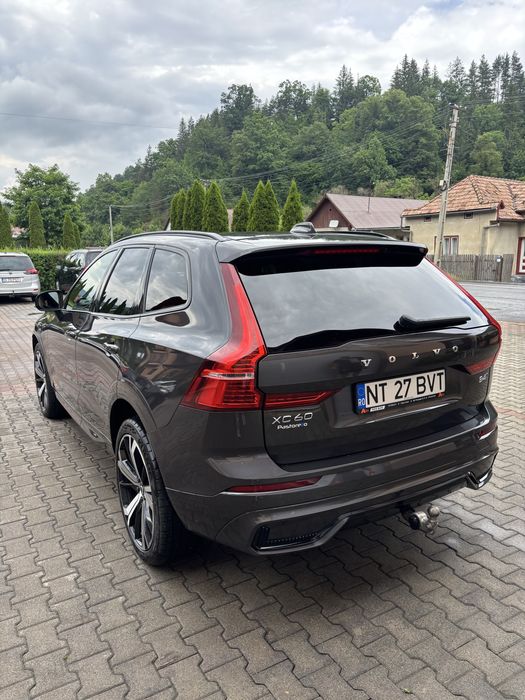 VOLVO XC60 2022 — imagine 4