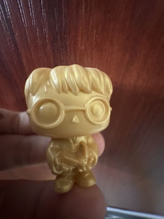 Гарри Поттер золотой