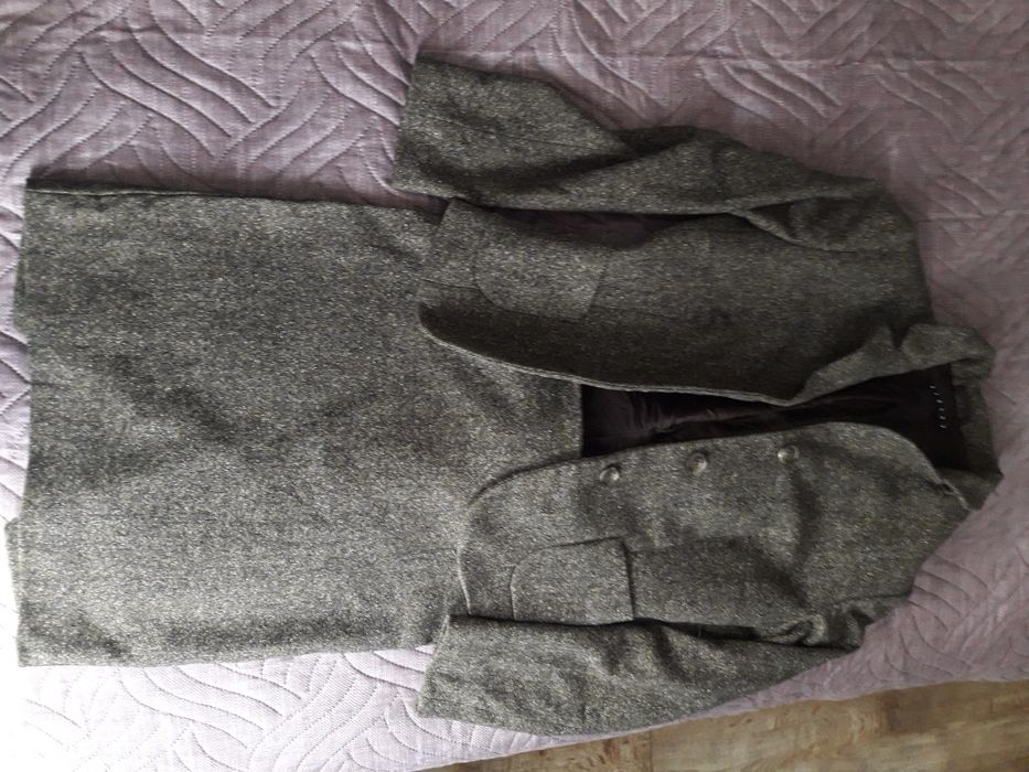 Комплект дамско сако и пола