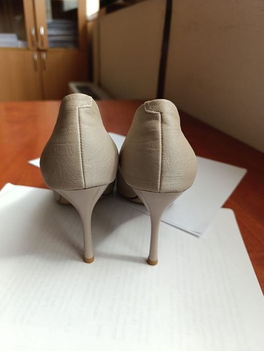 Продается  туфли