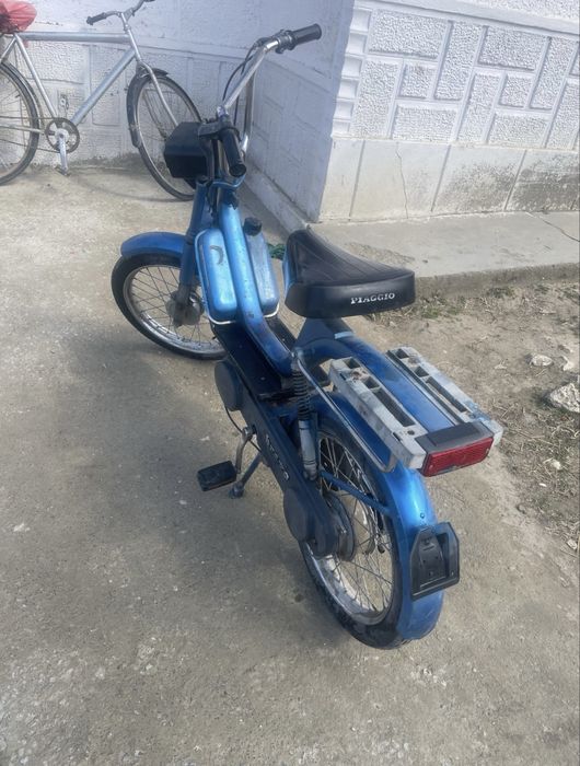 Vand sau schimb moped piaggio bravo