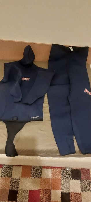 Продавам мъжки неопрен на Pesca Aqua -pro