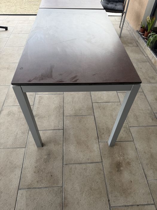 Vand 2 mese pentru terasa