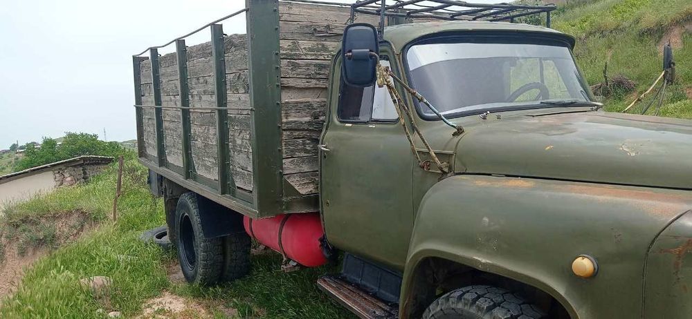 Gaz 53 sroshniy sotiladi