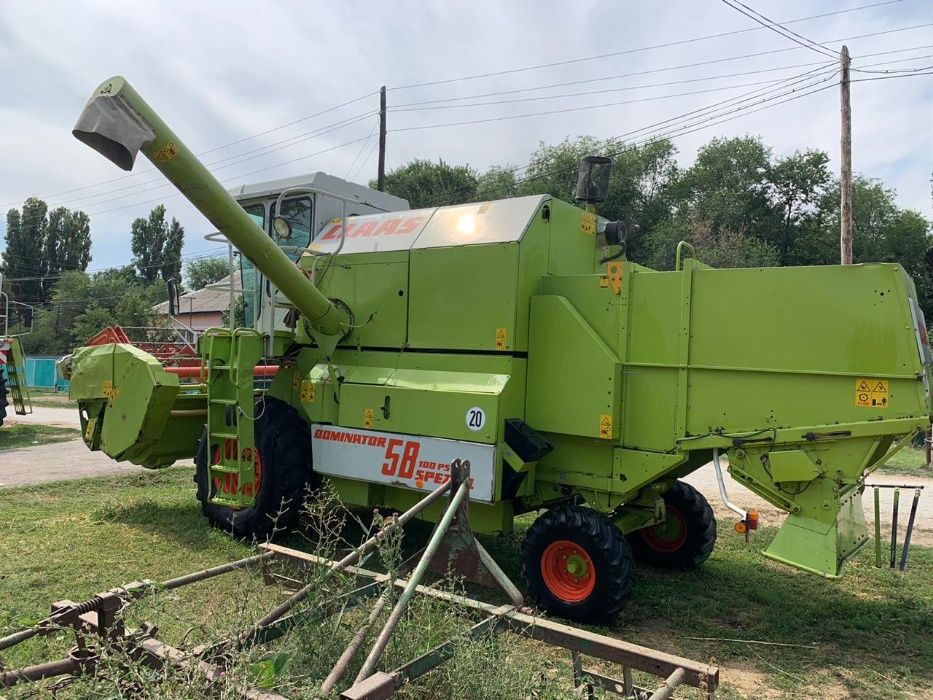 Зерновой комбайн Claas Dominator 58