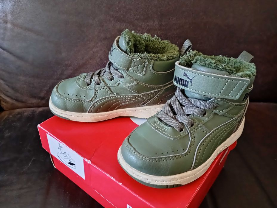 Детски зимни обувки Puma Rebound Joy Fur 21