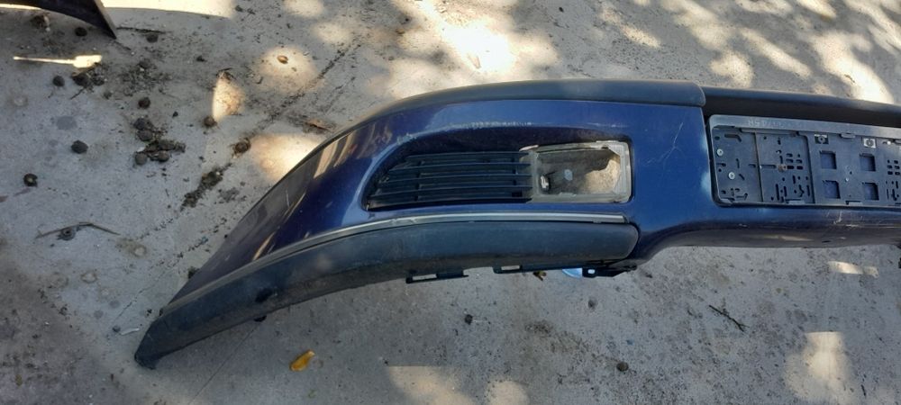 Бампер передний Опель Омега В