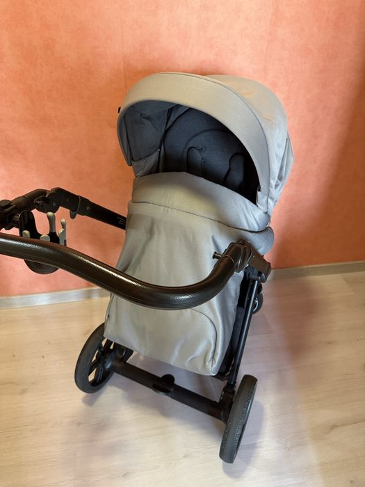 Бебешка количка 2в1 IVI Grey - ROAN