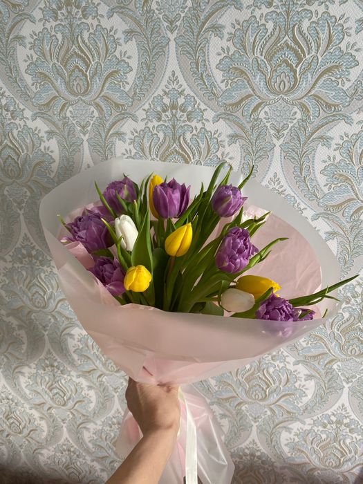 Тюльпаны по 350, 400 тг