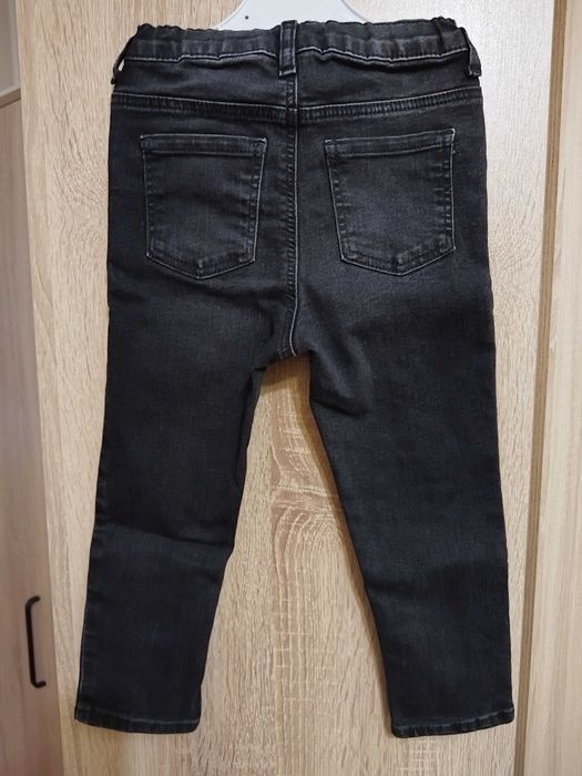 Три чифта дънки на H&M