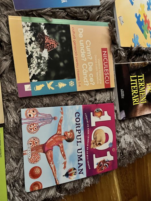 Set carti scolare ce se vand si separat