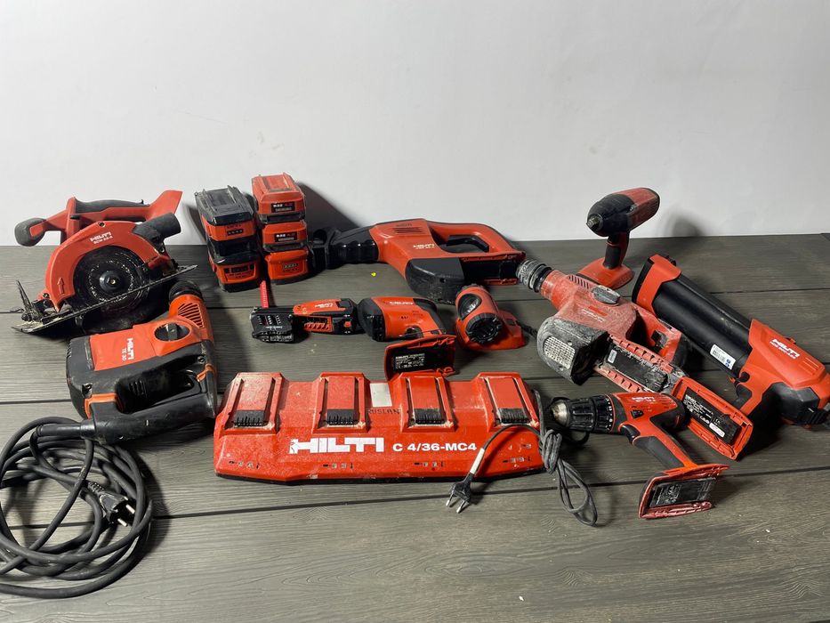 Hilti set 550ron buc