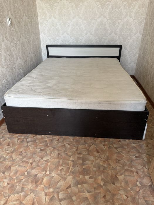 Продам кровать
