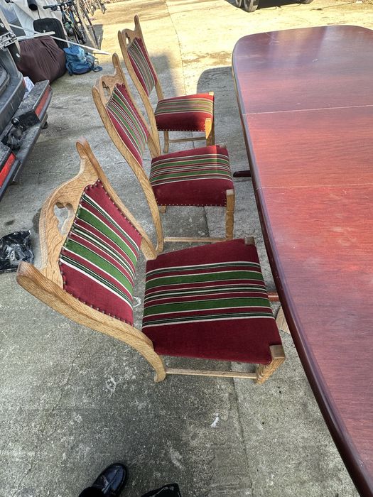 Masa si 7 scaune antic