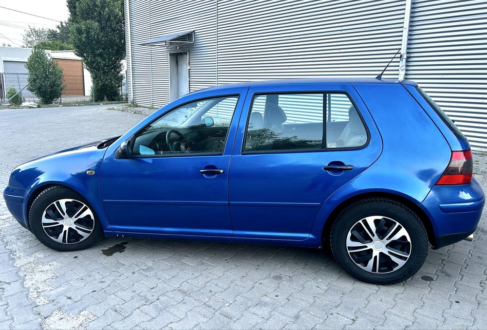 VOLKSWAGEN Golf 2004 — imagine 4