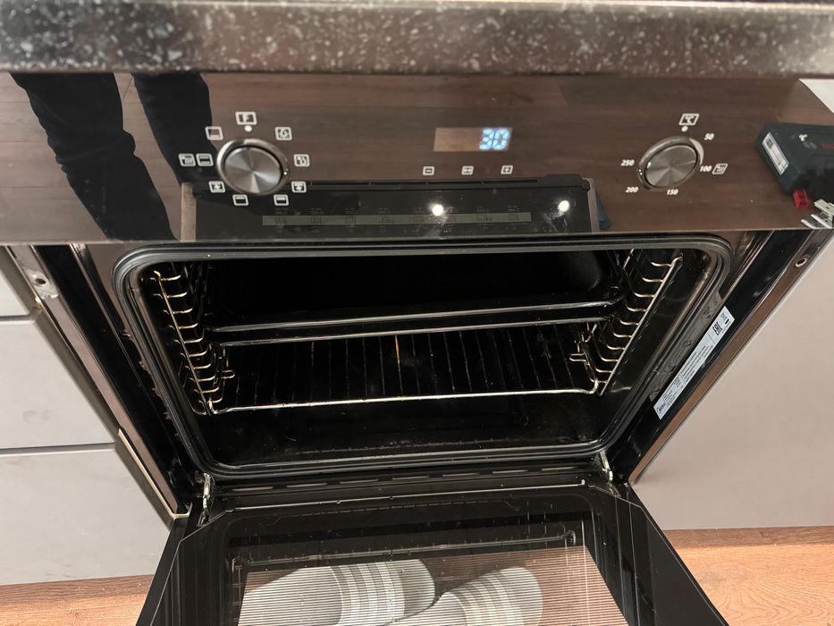 Духовой шкаф б/у