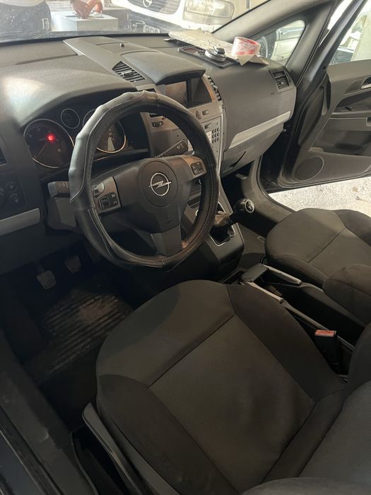 Opel Zafira 1.9 CDTI – 7 locuri – 2007 – Albastru