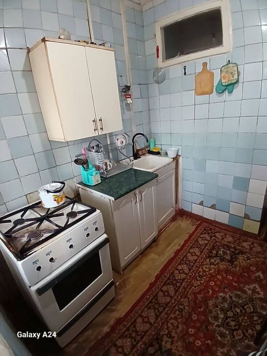 Сотилади 2/3/4 Коракамиш 2/4