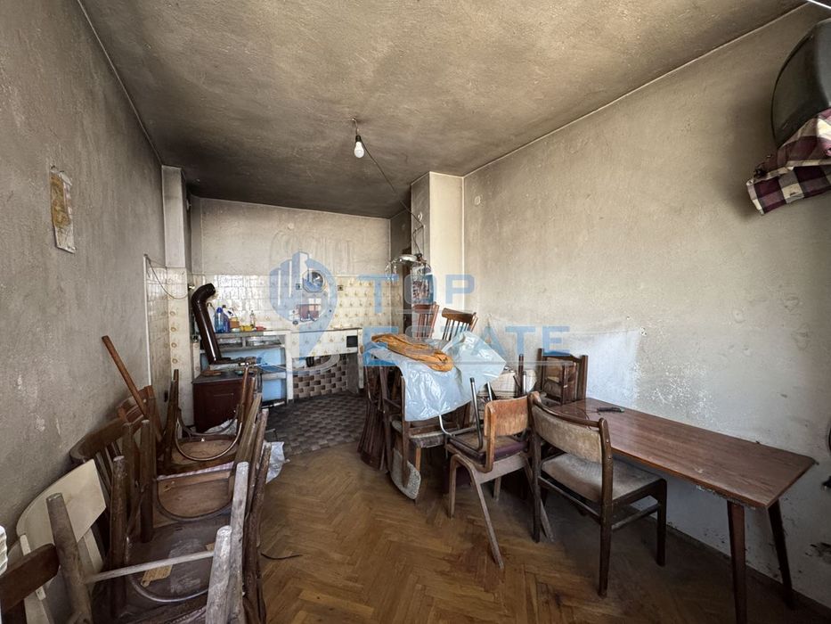 Продава се Тристаен апартамент в Велико Търново, Колю Фичето - 85 кв.м за 1518 €/кв.м - Снимка #4