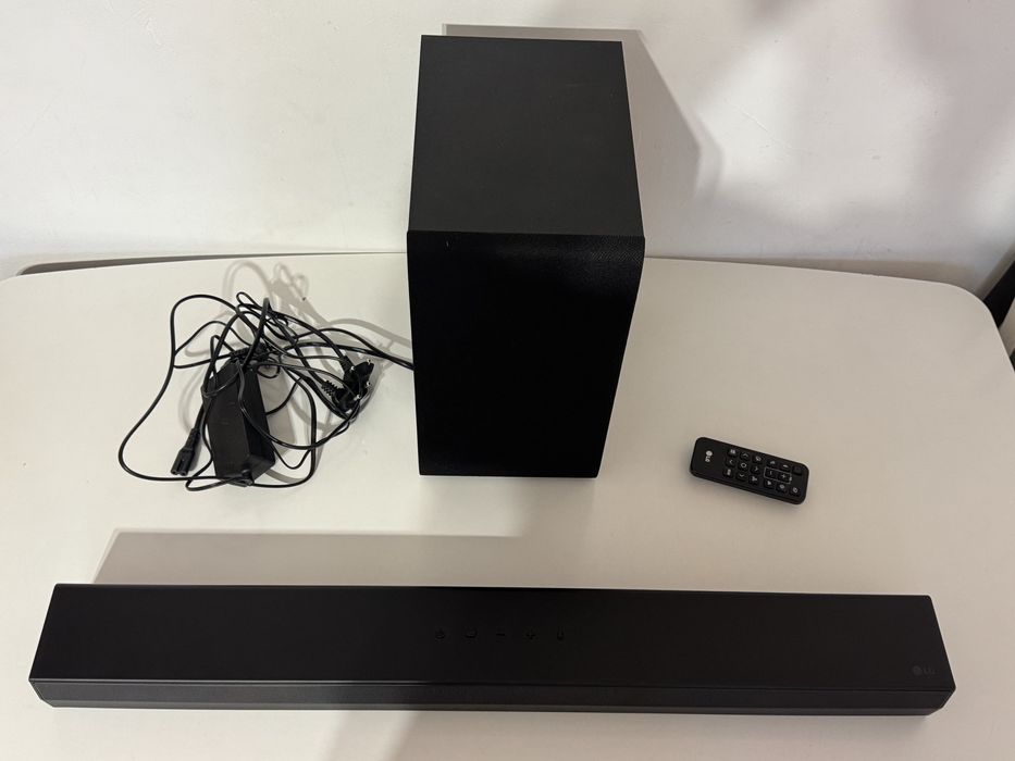 Wireless Soundbar LG -S40T  cu Wireless Subwoofer si Telecomanda