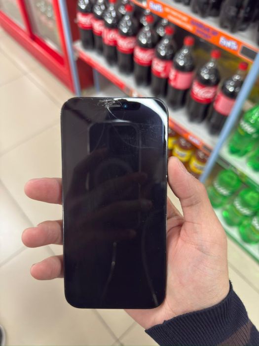 Аифон 12про срочна на сегодня 75 отдам