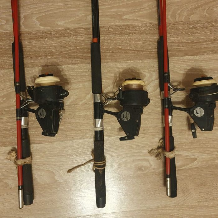 Ретро    въдици  с макари