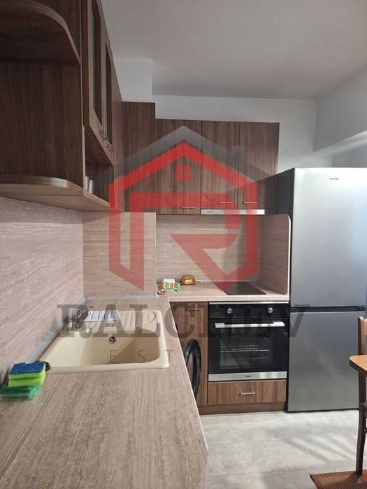 Отлично обзаведена Гарсониера - Чайка