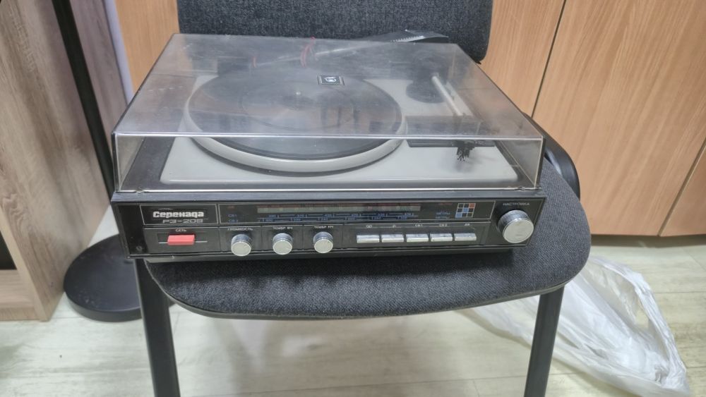 продаю проигрыватель